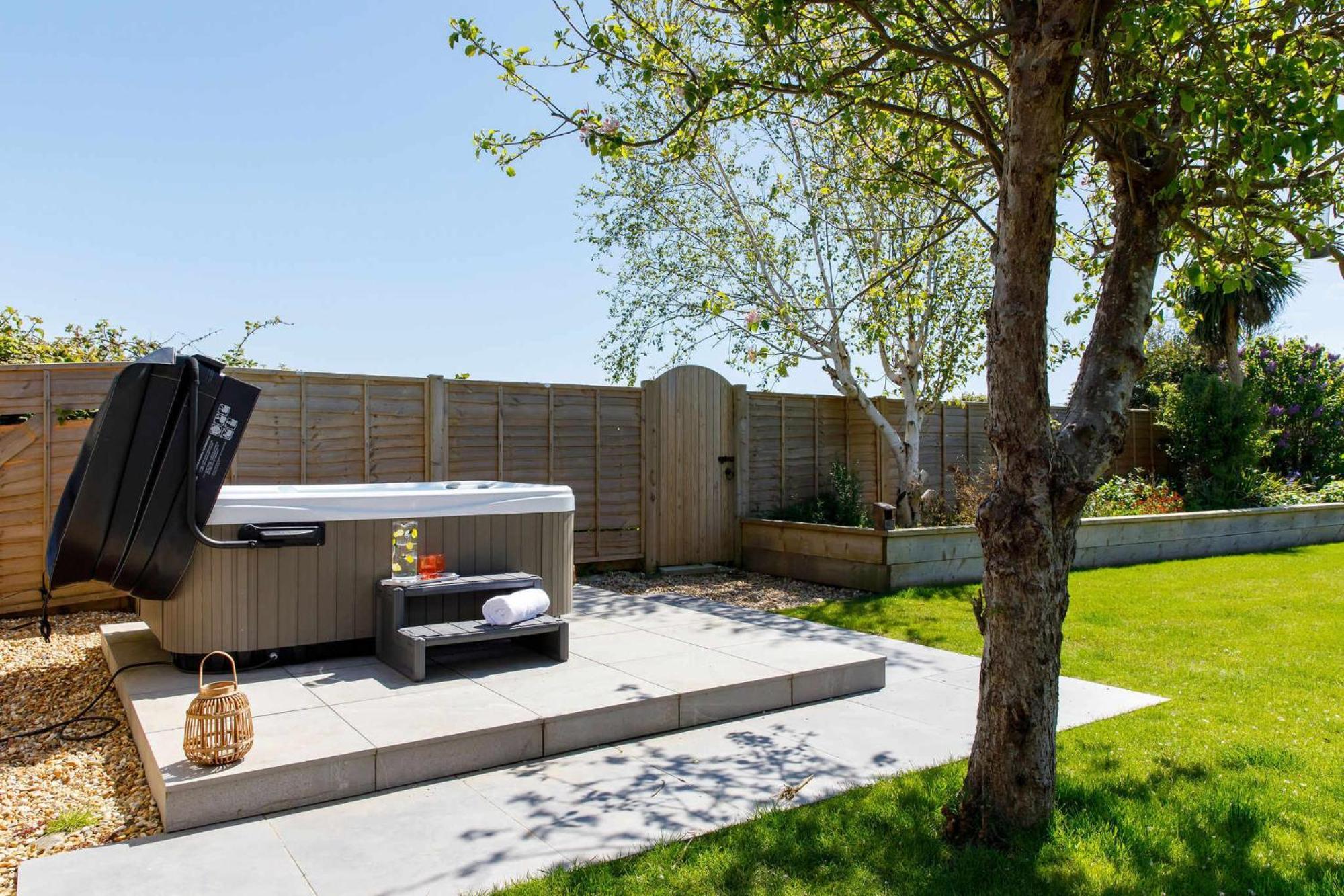 Spacious Home For 8 In Witterings - Walk To Beach East Wittering Esterno foto