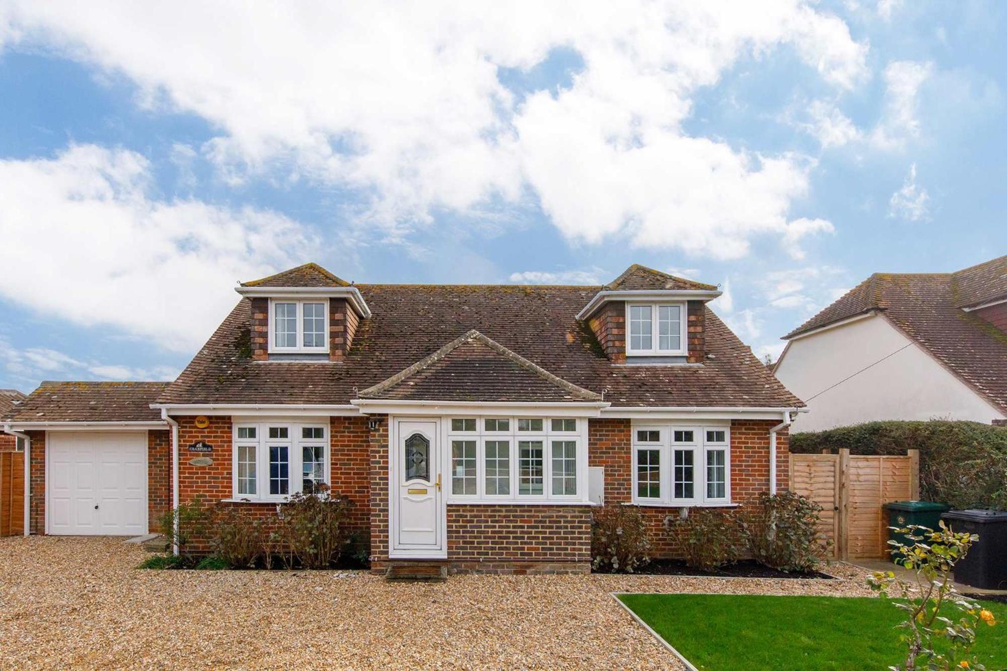 Spacious Home For 8 In Witterings - Walk To Beach East Wittering Esterno foto